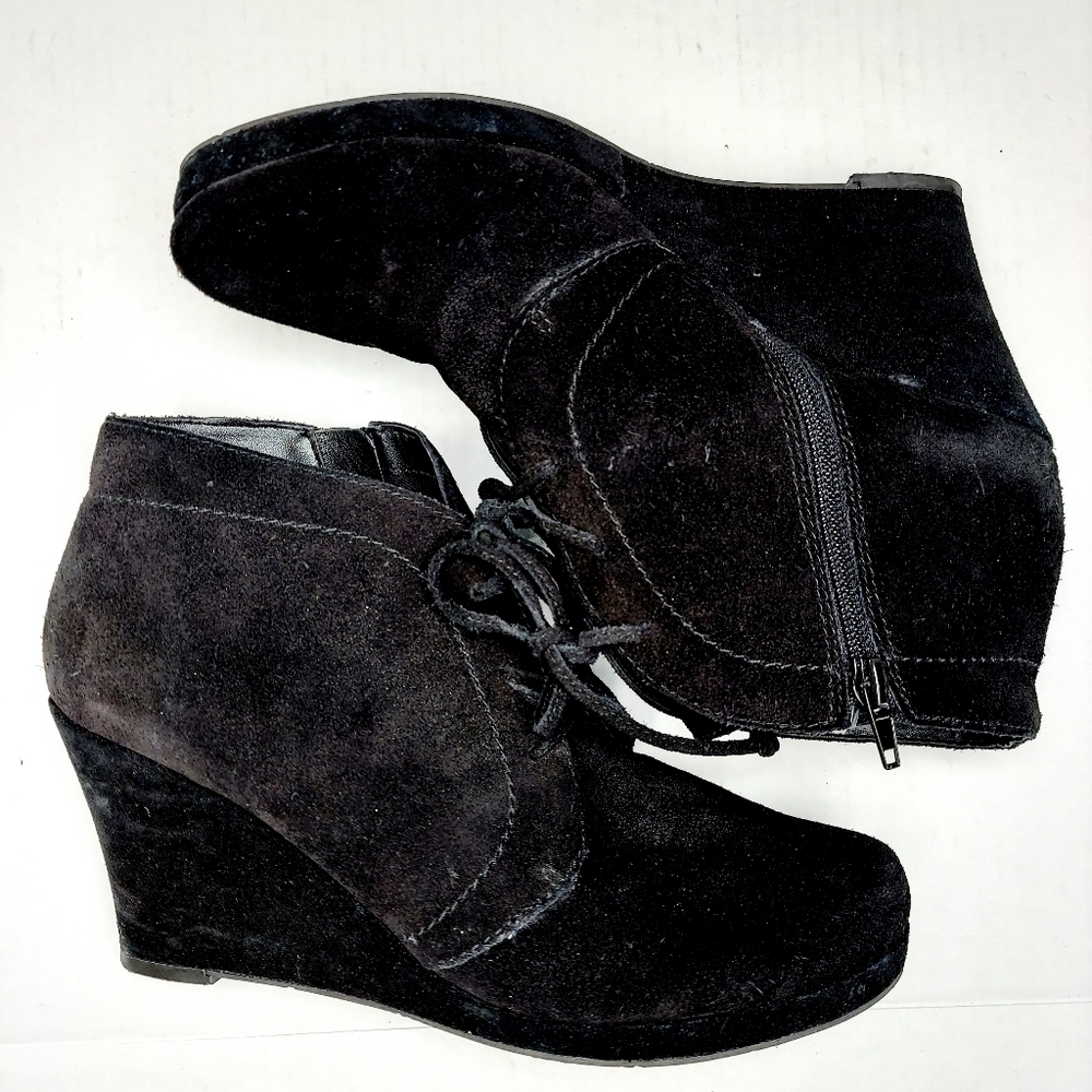 Dolce Vita Black Size 9 Lace Up Wedge Booties
